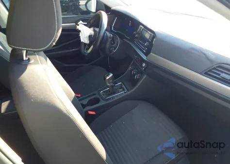 2022 Volkswagen Jetta 1.5T S z USA, uszkodzony, nr VIN 3VWCM7BUXNM023023